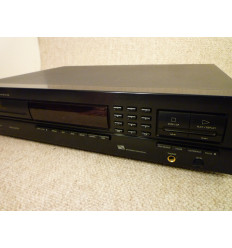 Philips CD 740